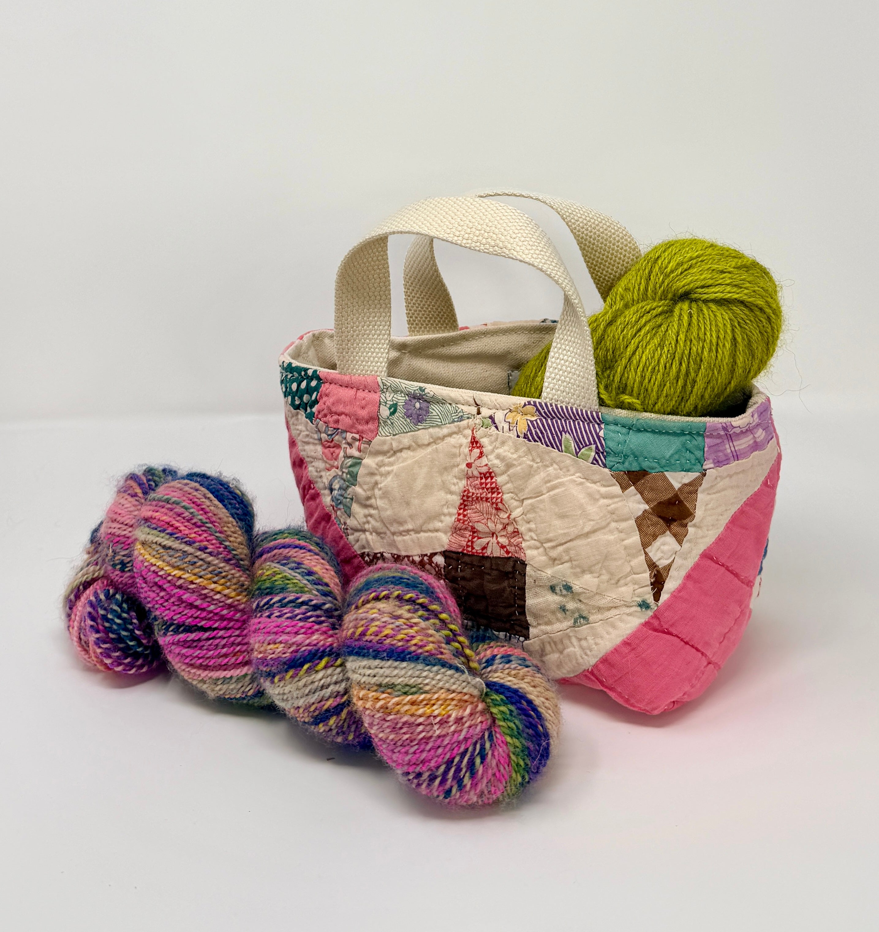 Maker Caddy Small (Pink Hummingbird)