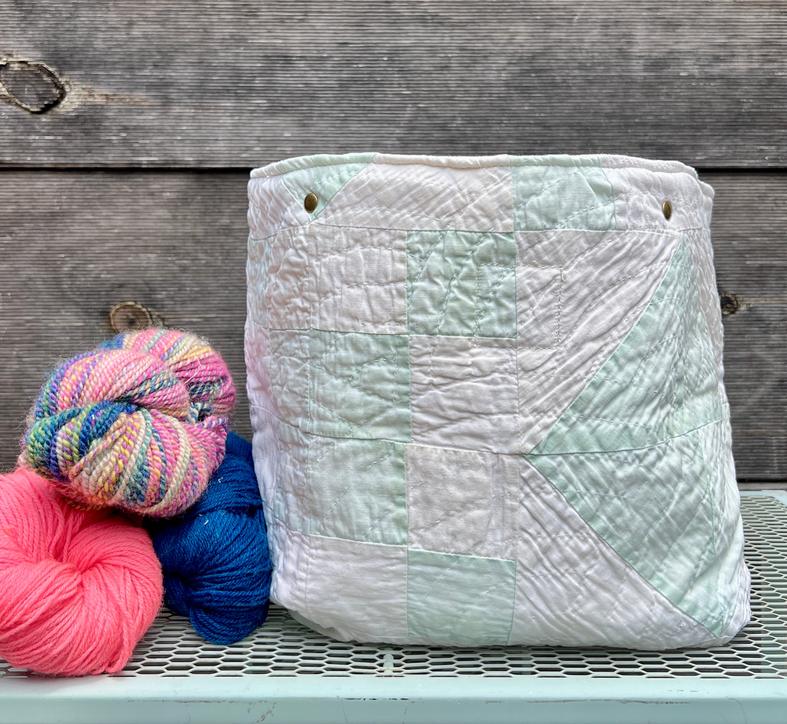 Quilt BIn (Mint Half Square Triangle)