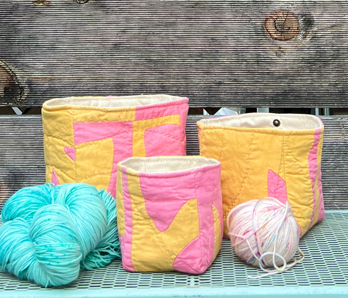 Nesting Bins (Pink & Yellow Hawaiian)