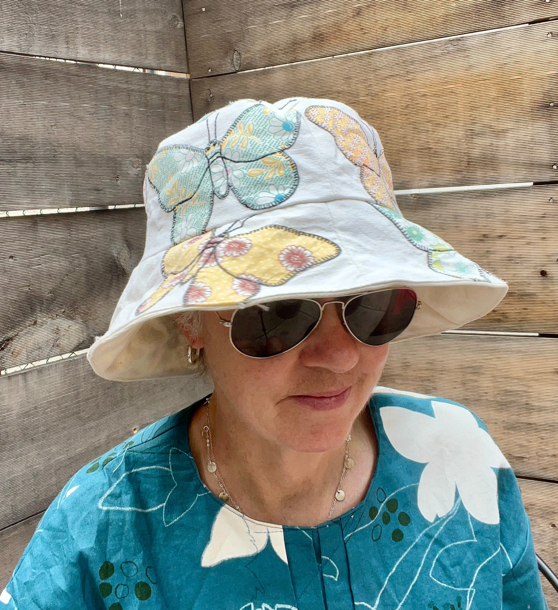 Reversible Butterfly Bucket Hats (Natural)