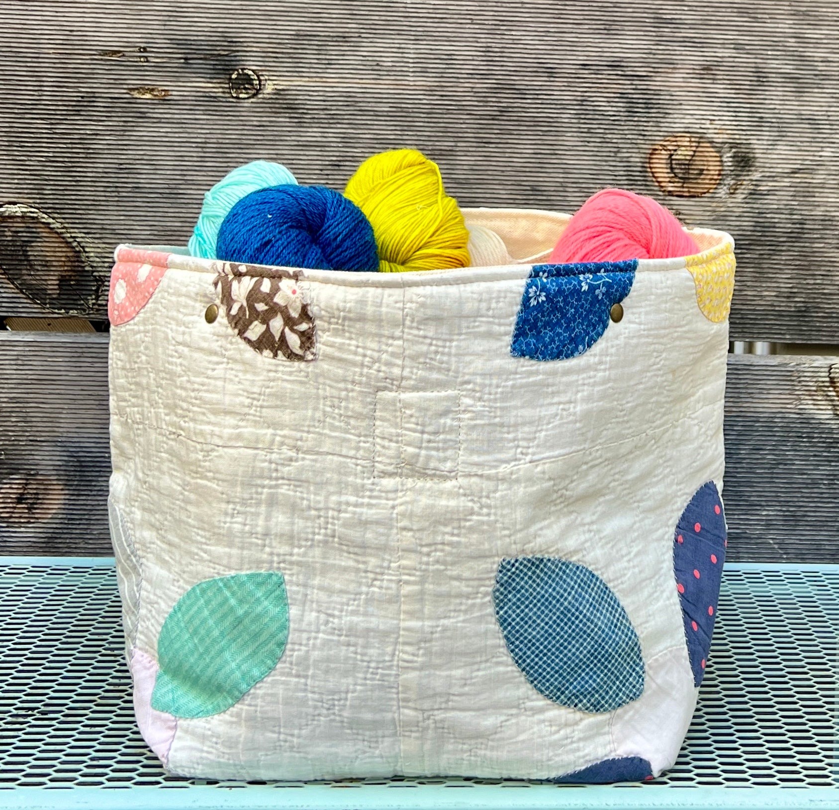 Quilt Bin (Pastel Petals)