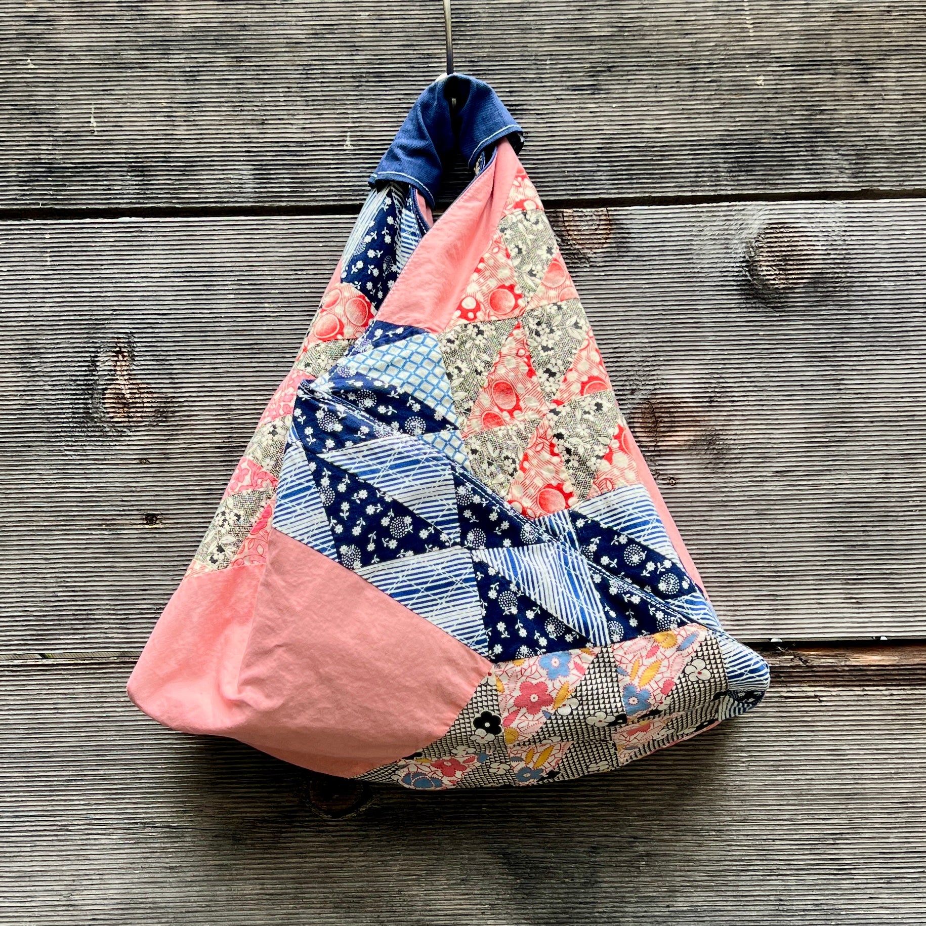 Origami Tote Small (Pink Ocean's Wave)