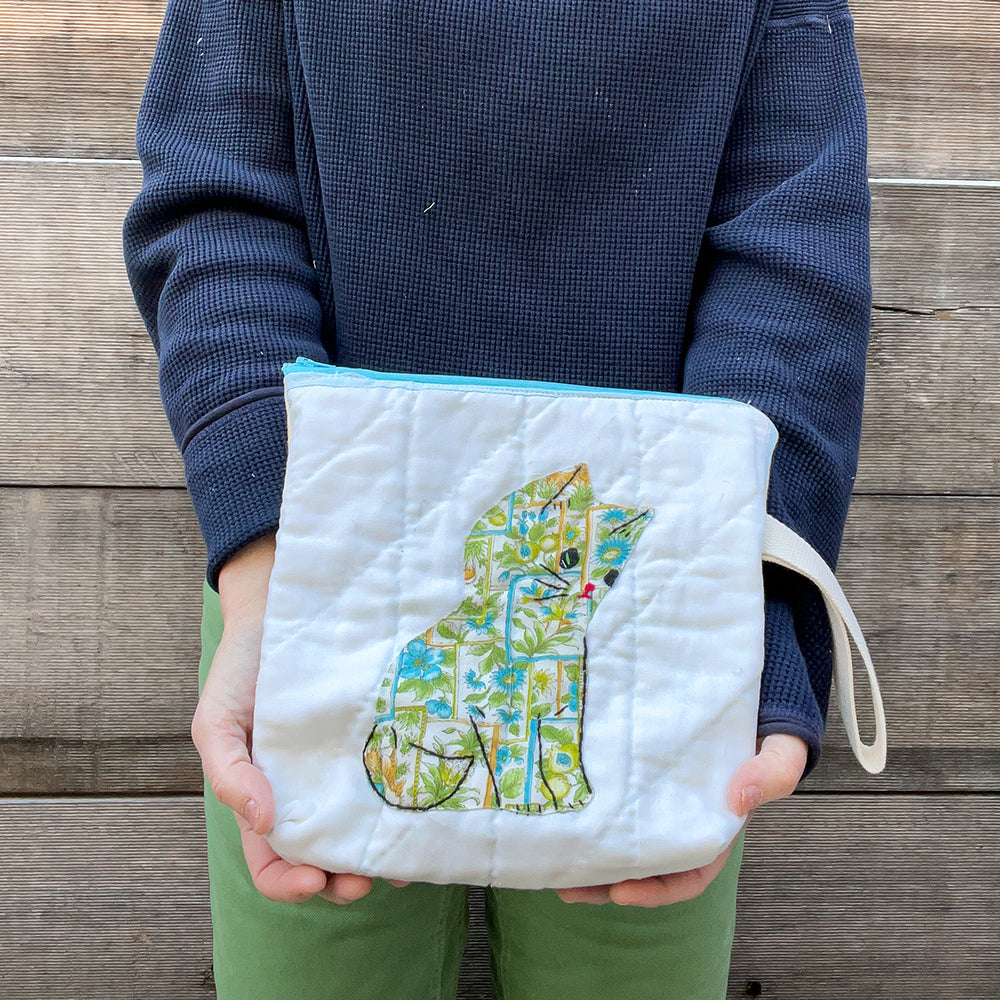 Kitten Wristlet (Blue & Green Tile Floral)