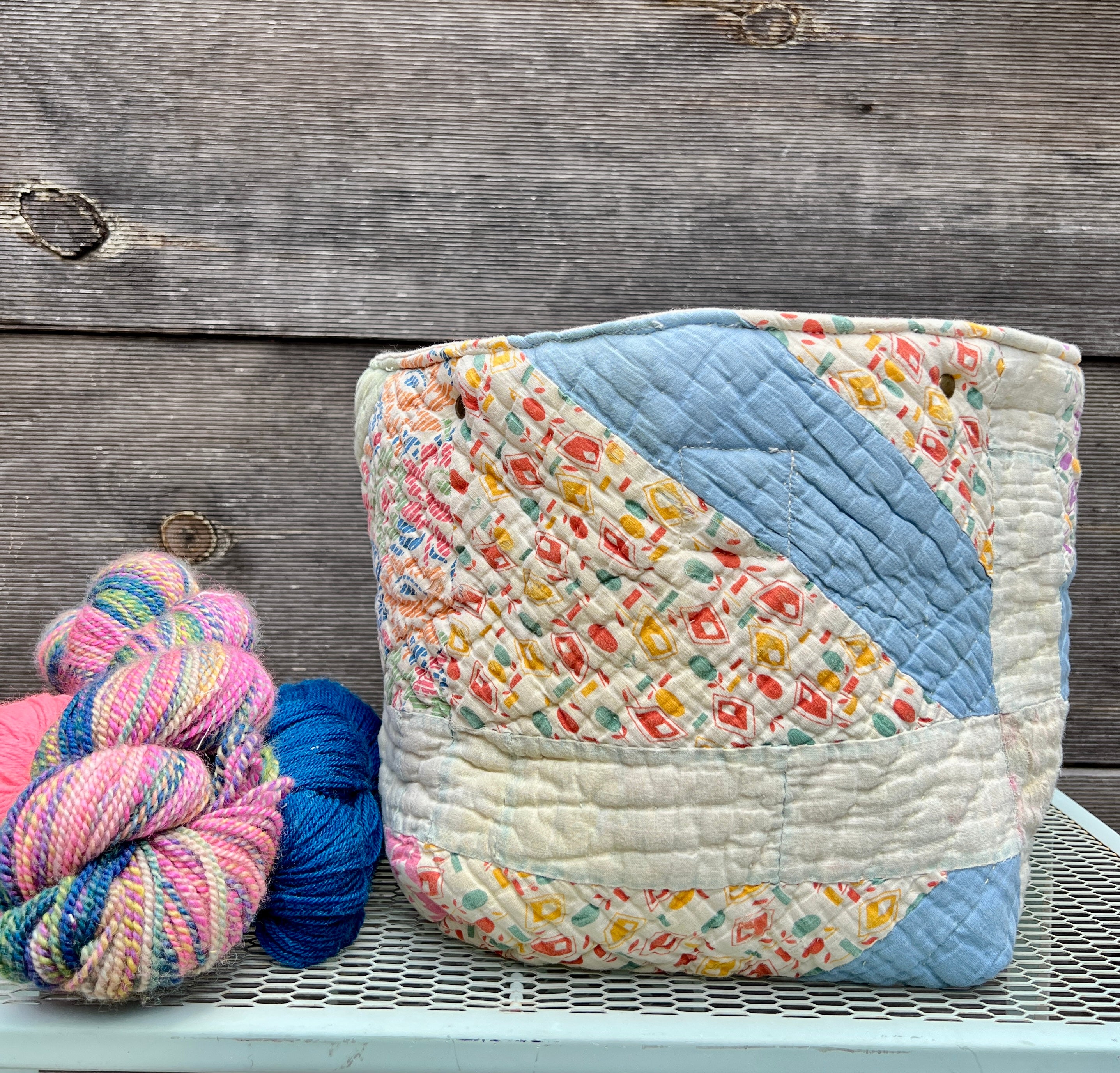 Quilt Bin (Scrappy Xs)